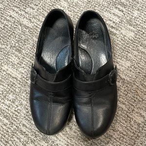 Dansko Black Leather Tamara Shoes